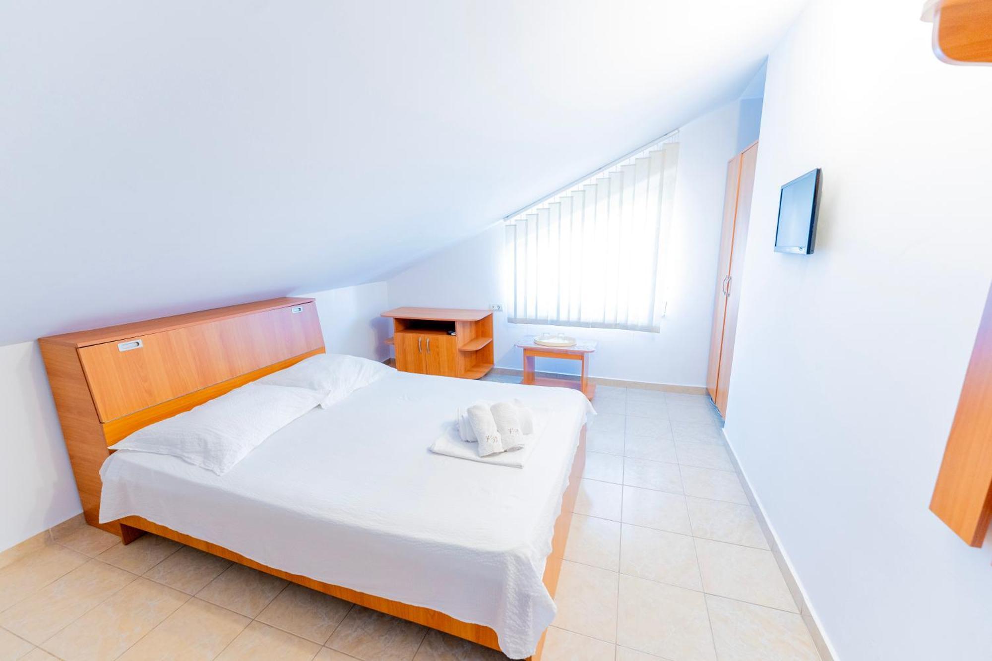 Vila Babai Hotel Западен Ефорие Екстериор снимка
