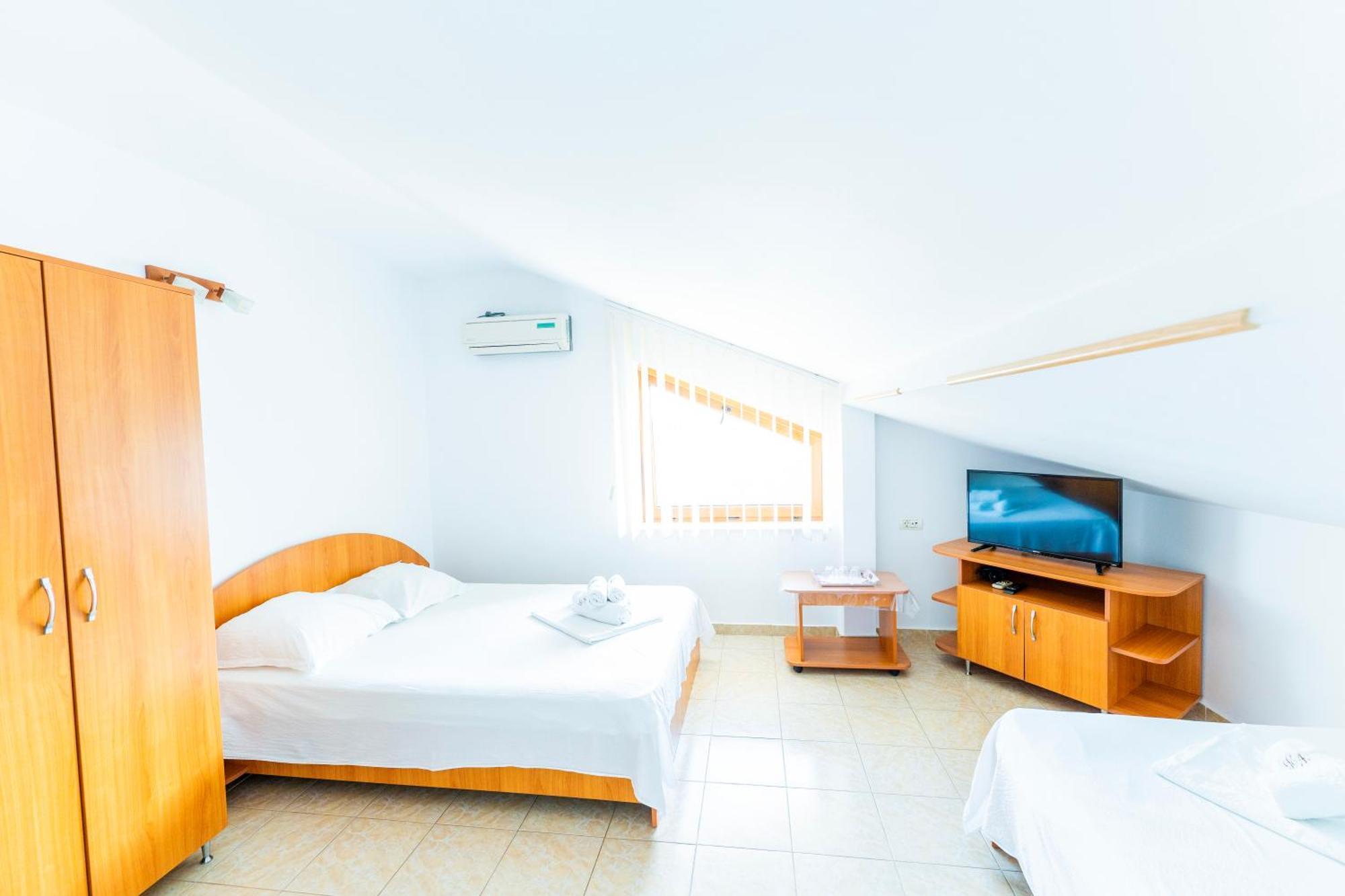 Vila Babai Hotel Западен Ефорие Екстериор снимка